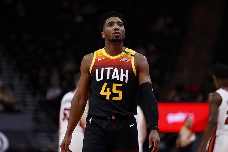 体育欧冠：曼城3-1逆转波尔图