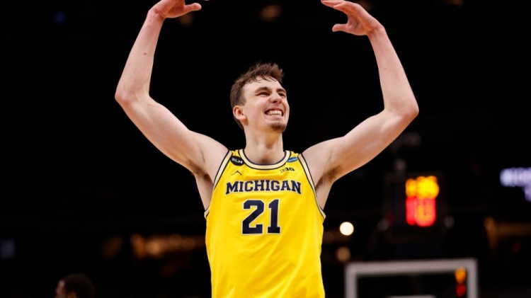 增添一份别 增添一份别