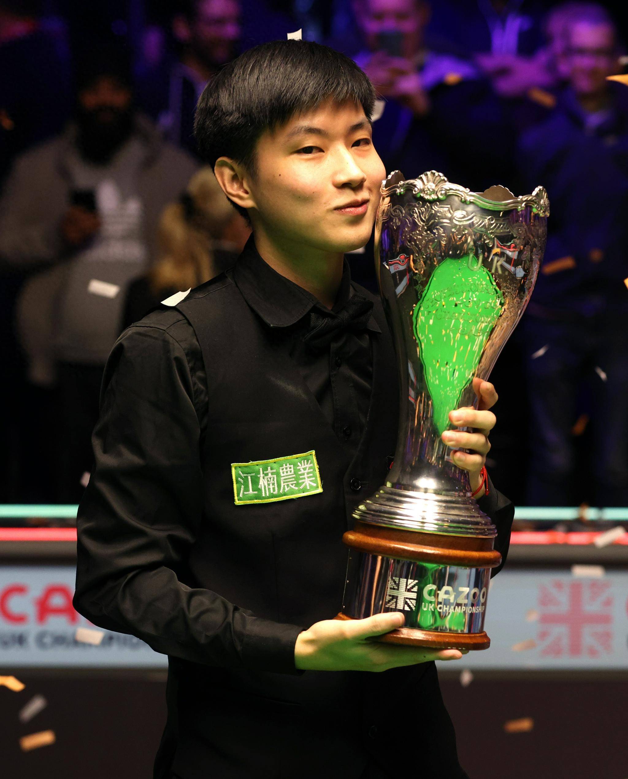 浙江队通过 浙江队通过